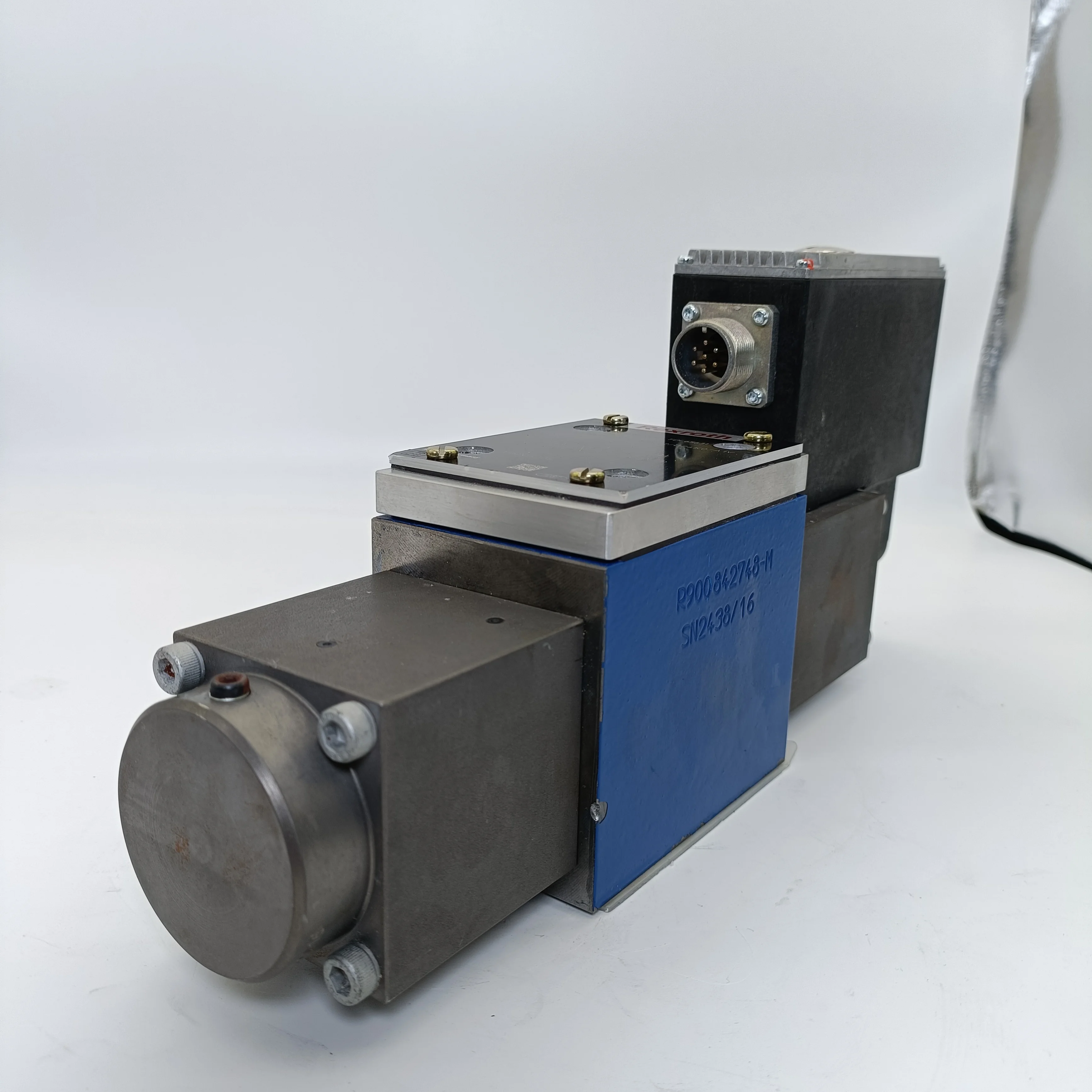 صمام هيدروليكي لسلسلة الملف اللولبي الاتجاهي ، Va-Line 4WREE10E75-23 G24K31 A1V ، 4WEH16J7X ، 6EG24N9K4 ، B08P4.5 ، 4WREE10E75-23
