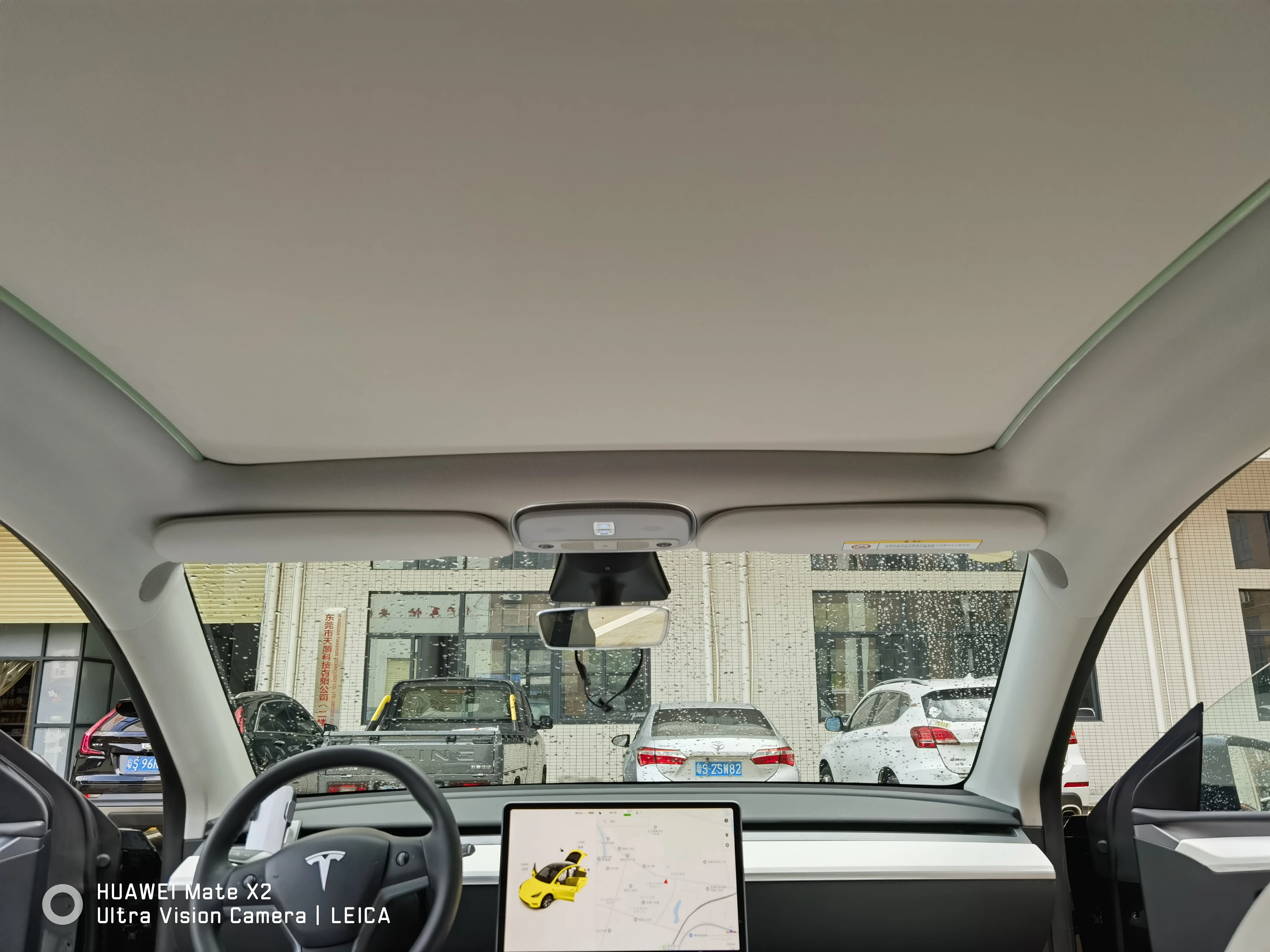 Wholesale  Hot selling Auto retractable high quality electric sunroof  retractable  sunshade for car   model Y