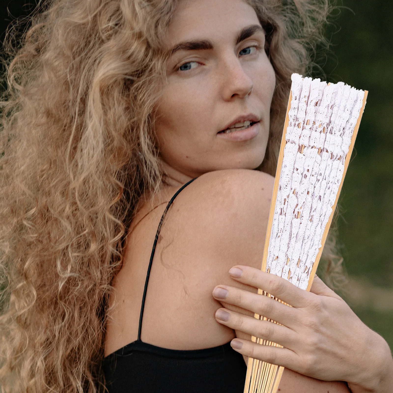 Embroidered Fan Circular Hand Fans for Women Foldable Decorative Folding Lace White Handheld Portable