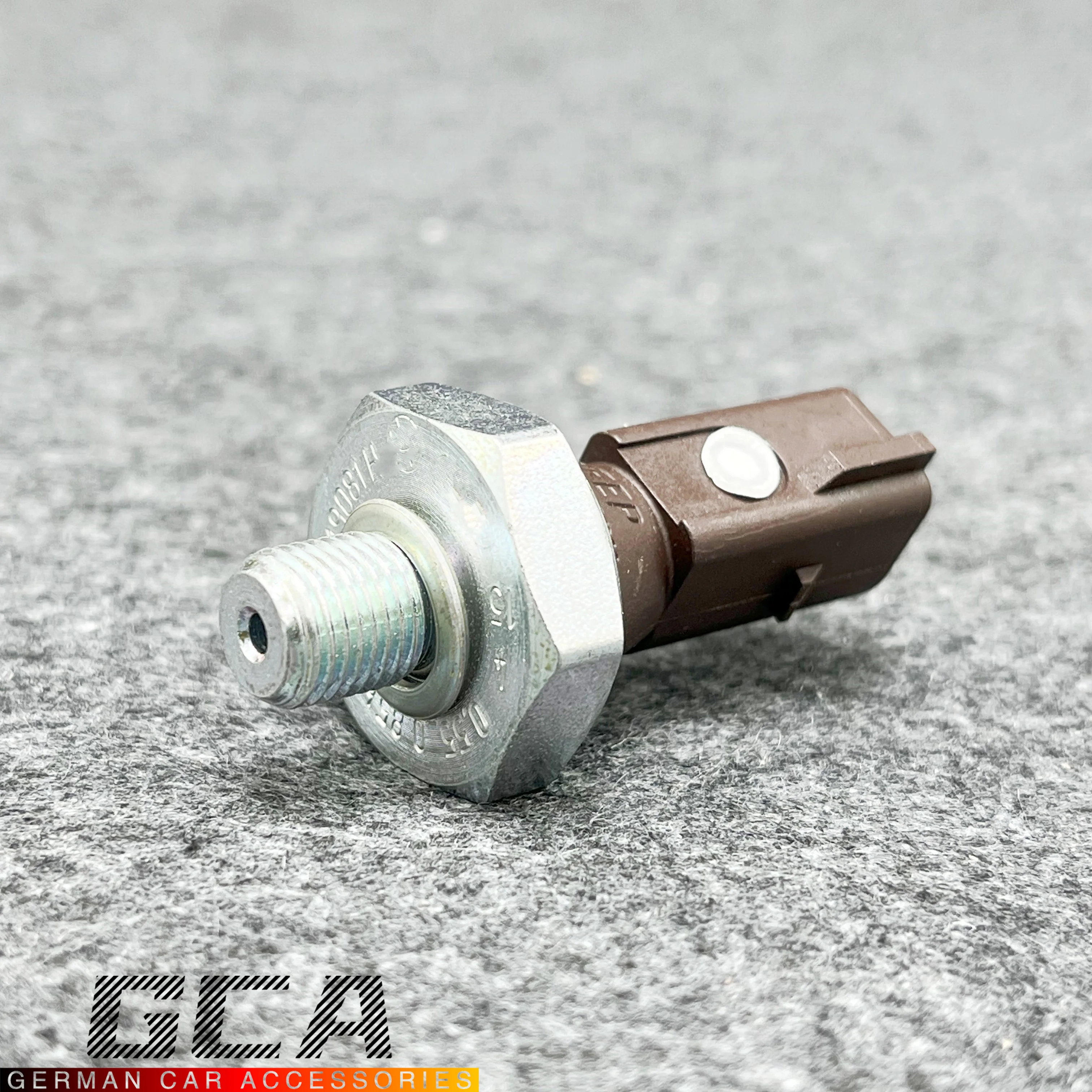 Oil Pressure Sensor 06H919081A 04E919081A 038919081H 038919081K for VW Tiguan FOX GOLF EOS Passat CC T-ROC AUDI Q3 Q7 A4 A3 A5