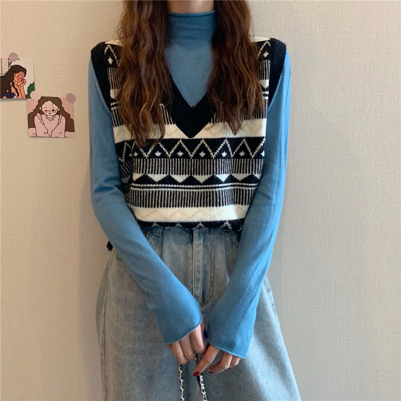 Knitted Sweater Women In The Autumn 2024 New Camisole Shoulder Striped Layered Top, Small Vest For ExtErnal Wear