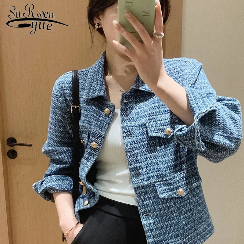 

Spring and autumn 2022 new solid blue denim jacket women's gold button woven hook flower design short denim coat woman 22775