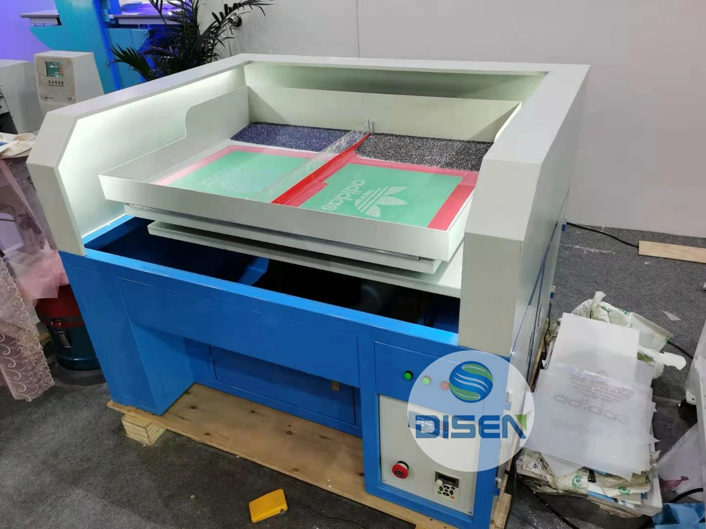 Factory Price Semi-Automatic Rhinestone Brushing Machine Rhinestone Motif Making Machine Rhinestone Transfer Hot Fix Machine