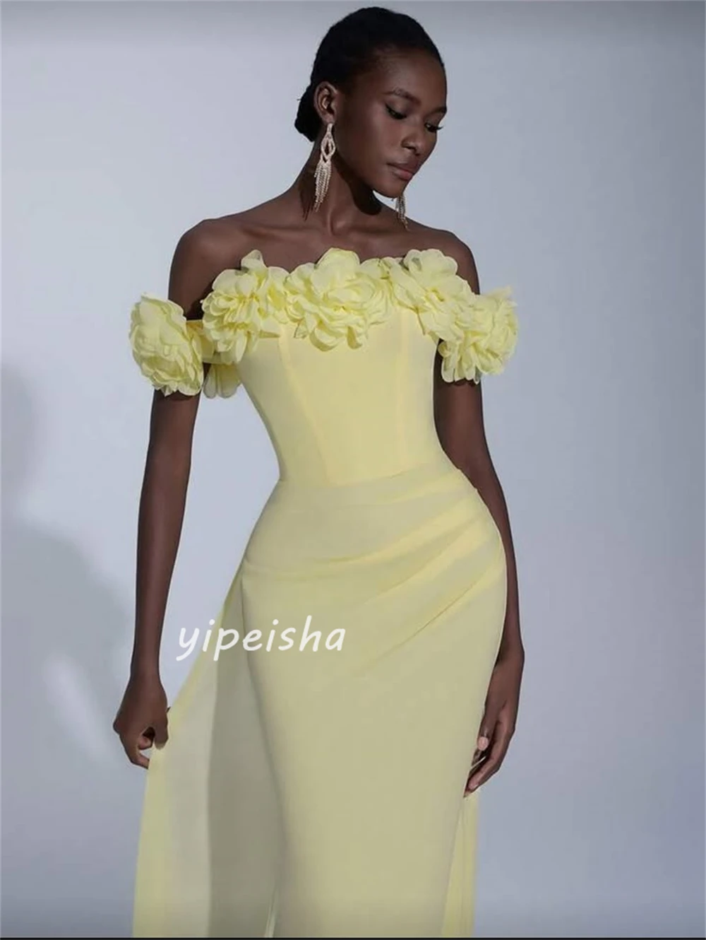 カスタマイズされた高品質のエレガントな手作りフラワープリーツマーメイドオフショルダーロングドレスオーダーメイドオケージョンドレスマッチング