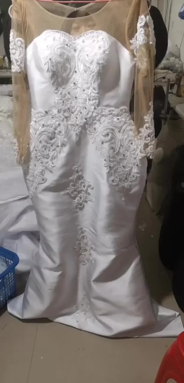 Vestidos de novia africanos árabes sexys personalizados, vestidos de novia Vintage sexis de satén con cuello transparente y mangas largas