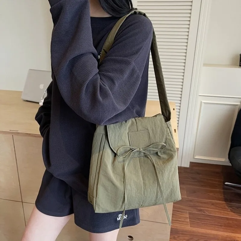 

Designer Elegant Diaper Bags: Women's Best Large Capacity Leather Tote, Minimalist Vintage Fashionable Shoulder Crossbody Bag