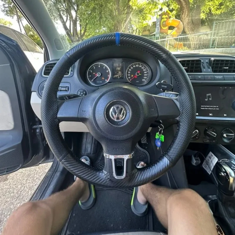 Ricambi auto per Volkswagen Coprivolante universale per auto in vera pelle nera cucita a mano in fibra di carbonio