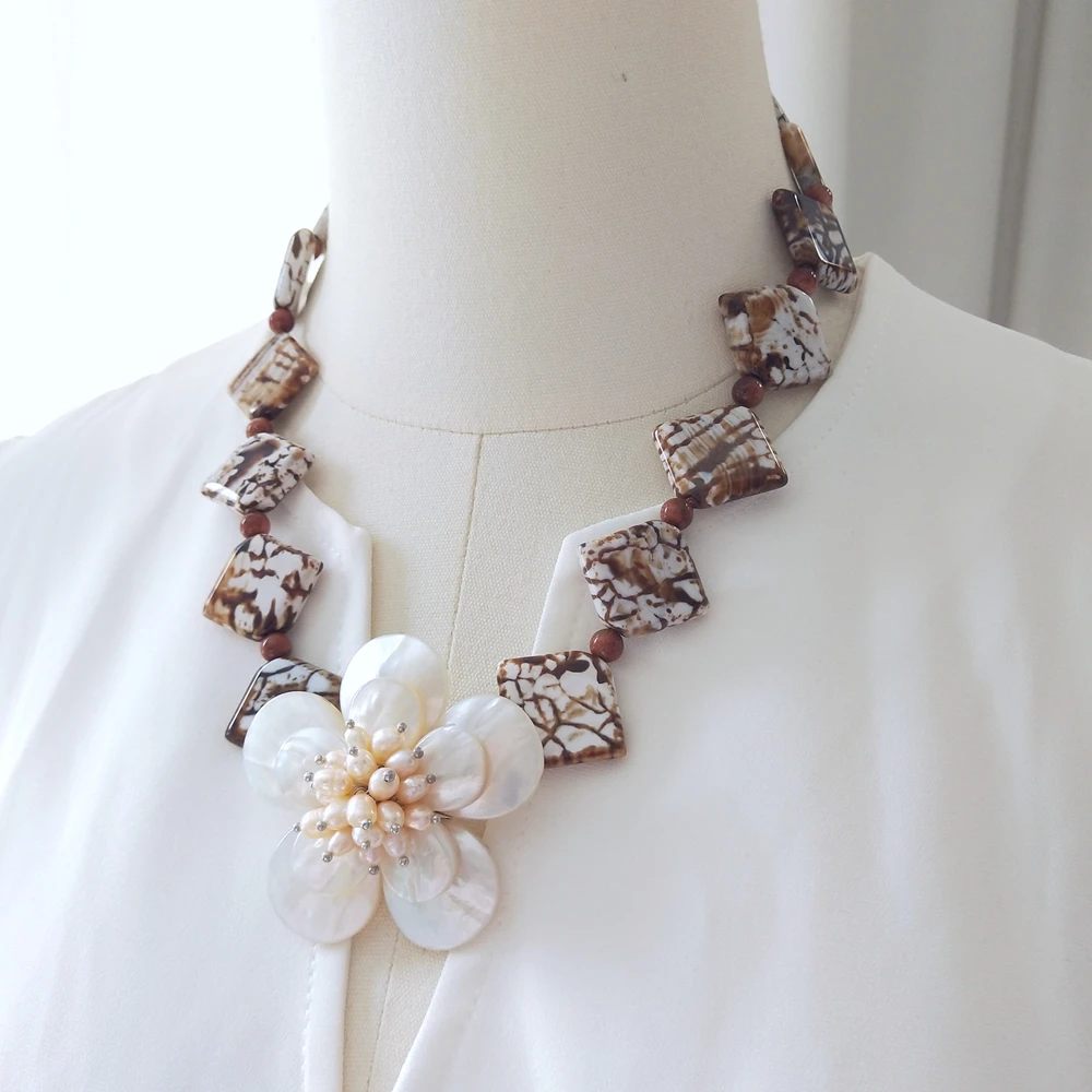 Lii Ji Stone Necklace Brown Agate Mother of Pearl Flowers Necklace Women's Jewelry Gift Fashionable Accessories for Ladies