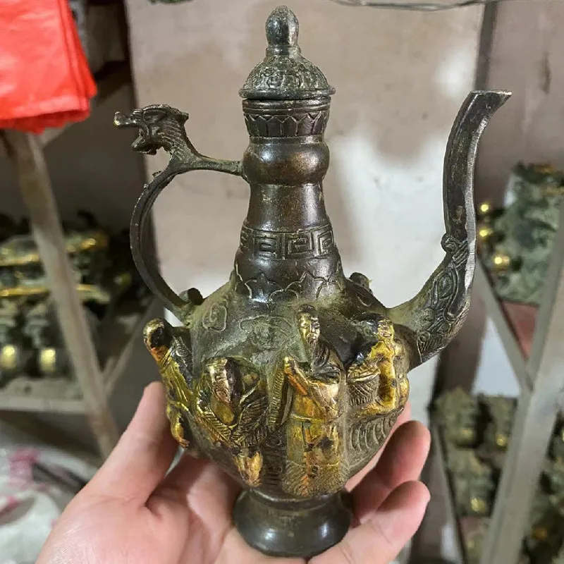 Antique bronze ornaments, including bronze pots, water pitchers, teapots, wine pitchers, and Eight Immortals pots, for home deco