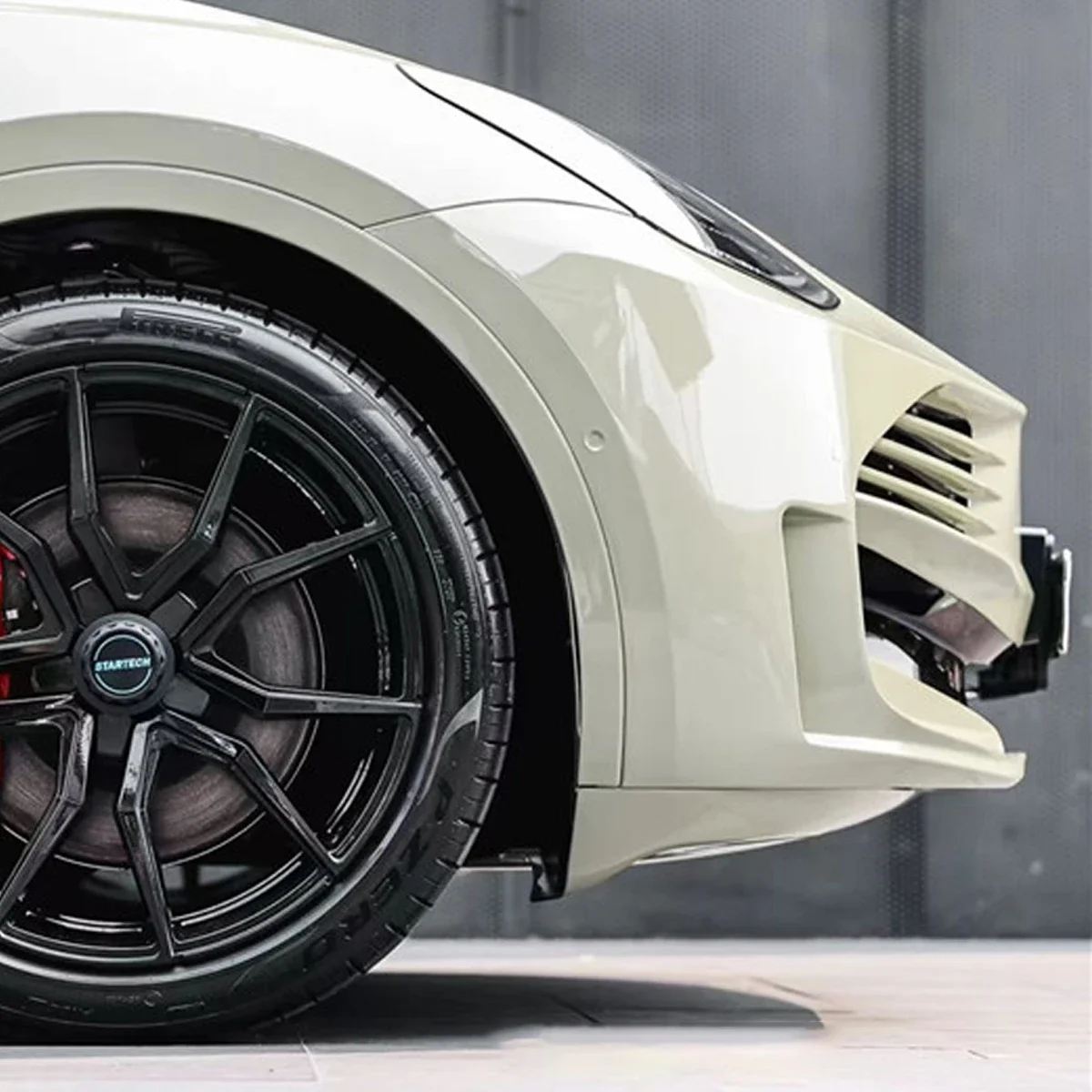 

Auto Accessories ABS Body Kit Front Rear Bumper Lip Tail Spoiler For Tesla Model Y 2018-2021 Car Kits