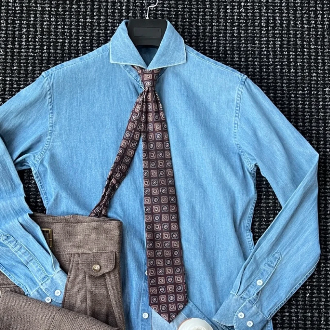 cravate-vintage-pour-homme-ultra-large-2-cm-en-soie-production-chinoise-collection-automne-2025