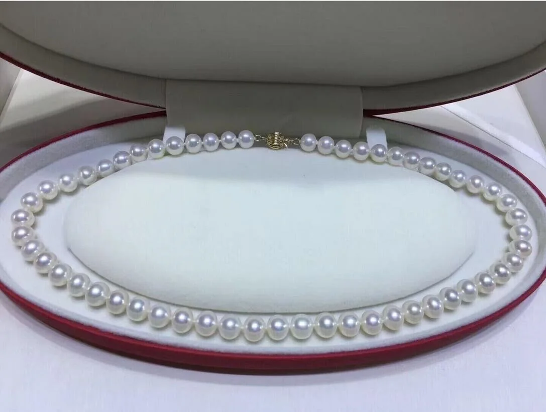 Gorgeous 10-11mm South China Sea Round White Pearl Necklace 18 inches 925s