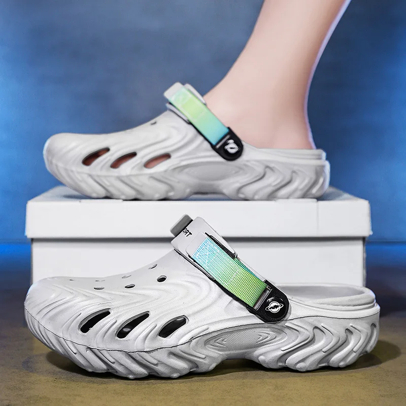 Summer New Men's Sandals, Home Garden Shoes, Outdoor Beach Slippers, Non-Slip and Comfortable Soft-Soled Sandals and Slippers