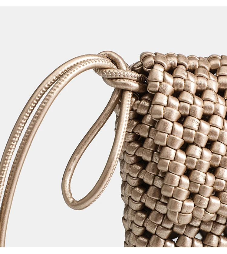 Damenmode-Taschen 2025, Umhängetaschen, modische Nischen-Umhängetasche, die beliebte, hochwertige Hohltasche für Damen dieses Jahres – Detail 10