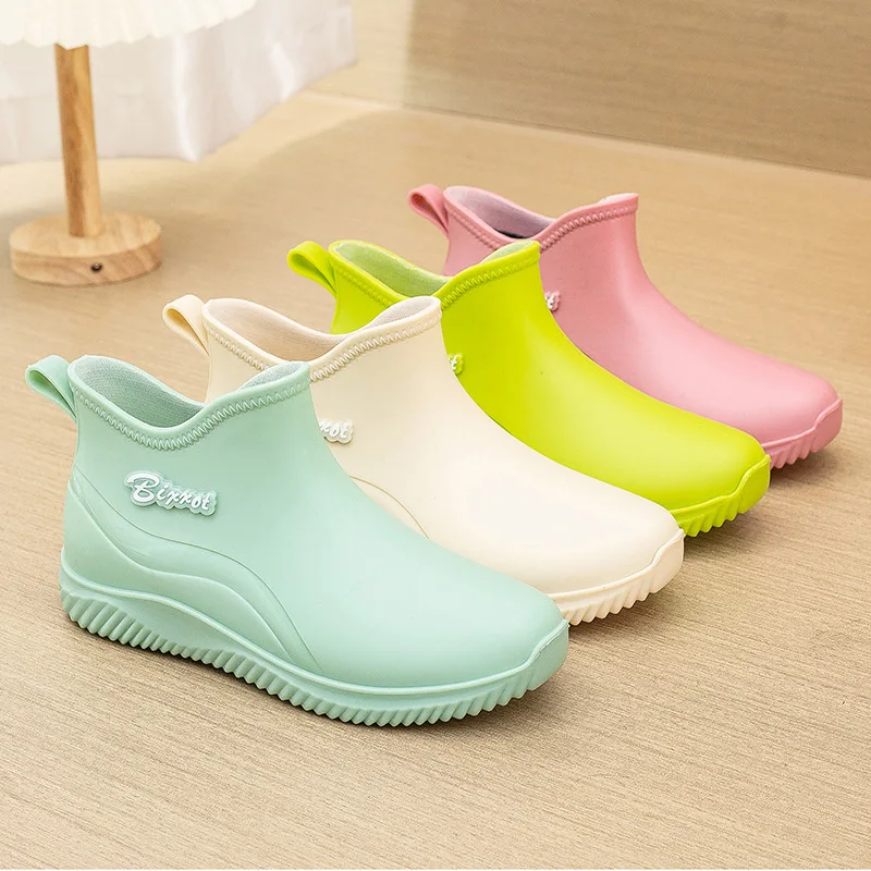 

Women Waterproof Boots New Fashion Elastic Mouth Ankle Boots Mid Top Rain Shoes Non Slip Outdoor Indoor Chelsea Boot Wading Shoe