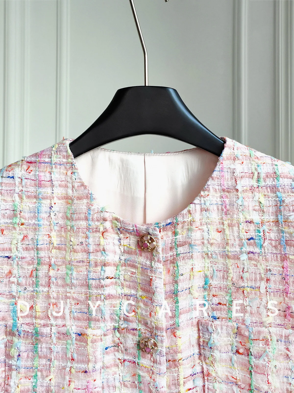 New Sweet and colorful short sleeved jacket with sequins and checkered pattern big size
