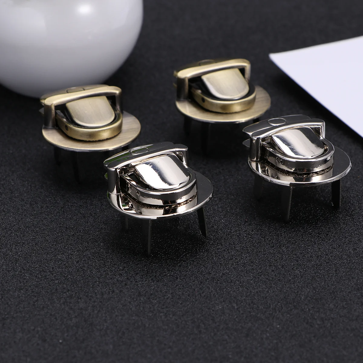 

20pcs Metal Box Latches Tuck Lock Clasp For Wooden Cabinet Drawer Furniture Diy Vintage Style Hardware Fastener Duck Tongue
