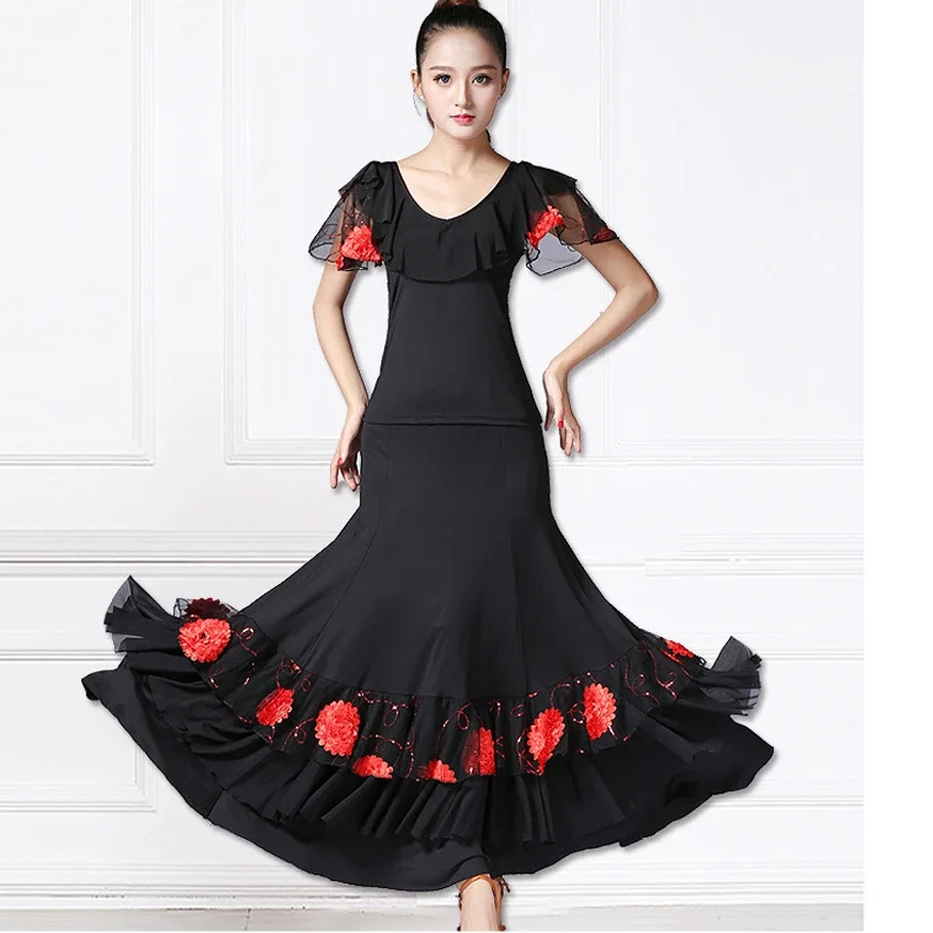 Robe d'entraînement de salle de Rhflamenco pour femmes, vêtements de danse du ventre de paupières espagnol, broderie de fleurs à paillettes, jupe de scène gitane à volants à grande aile