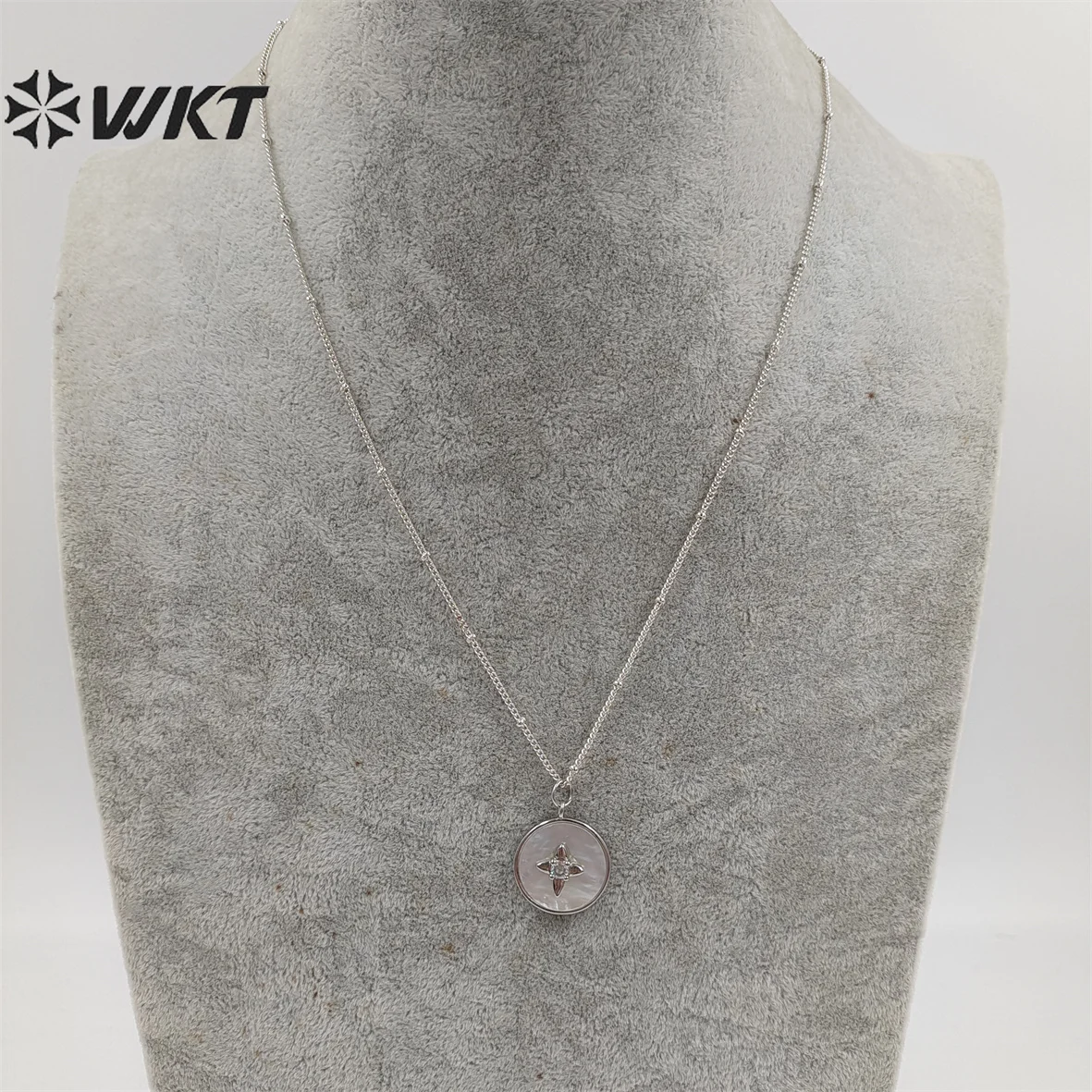 WT-JN213 WKT New Delicate Round shell necklace Micropave cubic zircon white pearl shell pendant necklace with 18inch chain