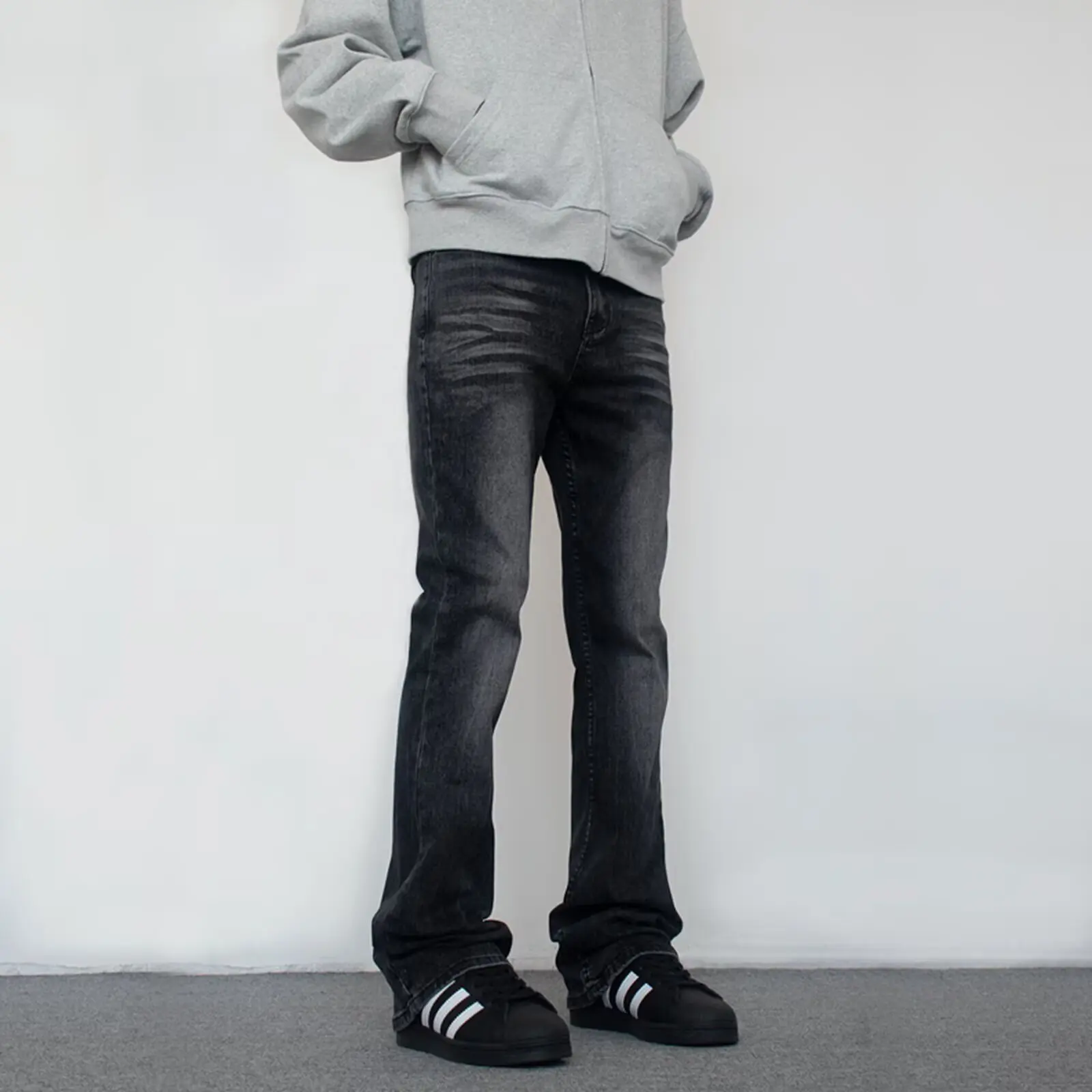 

High end men's jeans thin, European and American simple and versatile small straight tube slim fit elastic dark gray