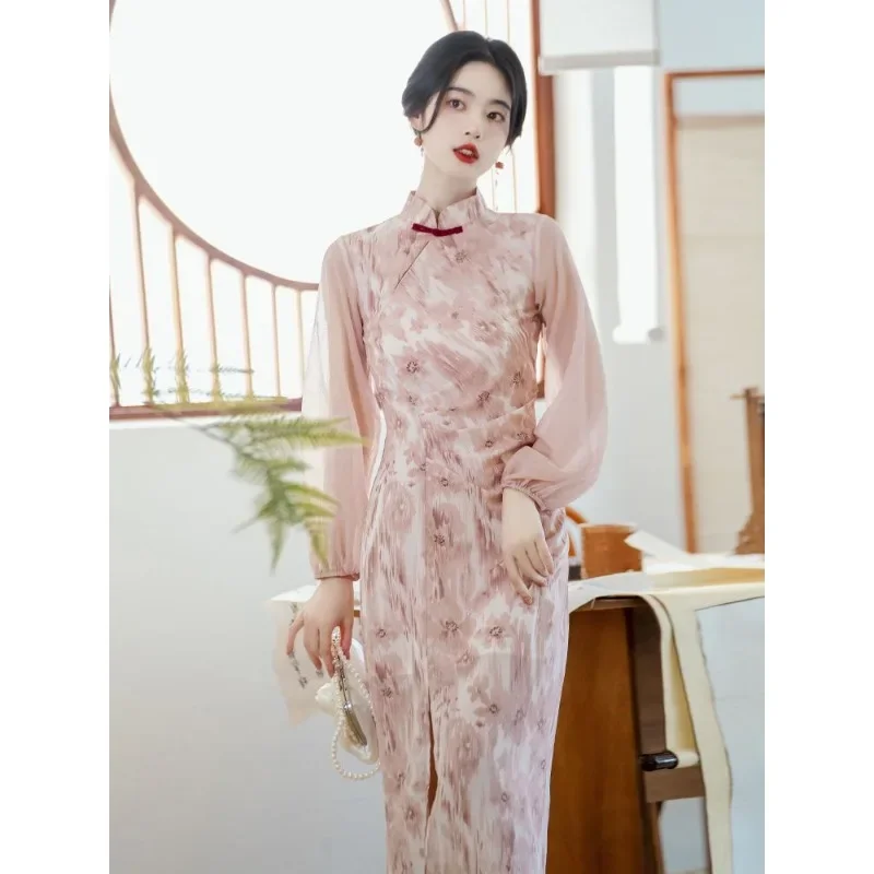 Traditionelle Qipao-Kleidung für Damen, rosa Stehkragen, langärmelig, modernes Cheongsam, chinesisches Abendkleid, festliche Party-Kostüme