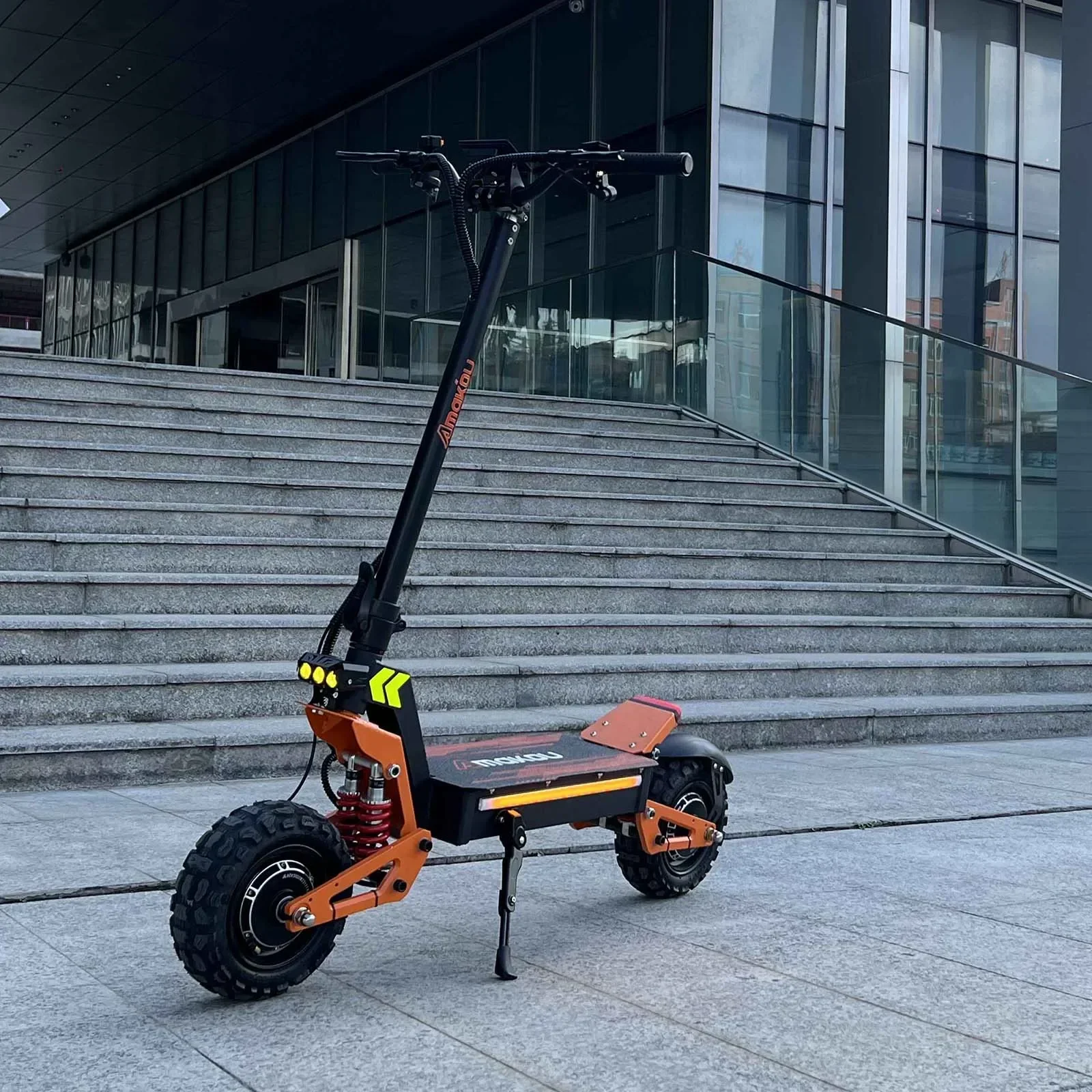 2024 New 6000W 60V 40V Dual Motor Electric Scooter Dual Suspension Shock Absorption Maximum Speed 95km/h 11 inch Off-Road Tyres