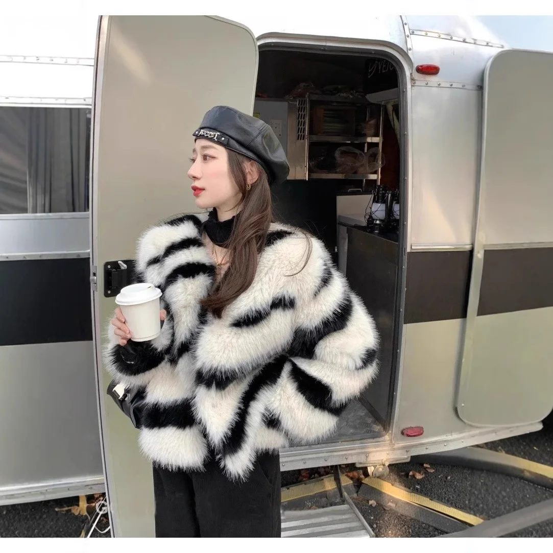 Trendy Fashionable Elegant Short Synthetic Fur Black White Zebra Pattern Warm Soft Gentle Commuting Holidays Dates Outerwear