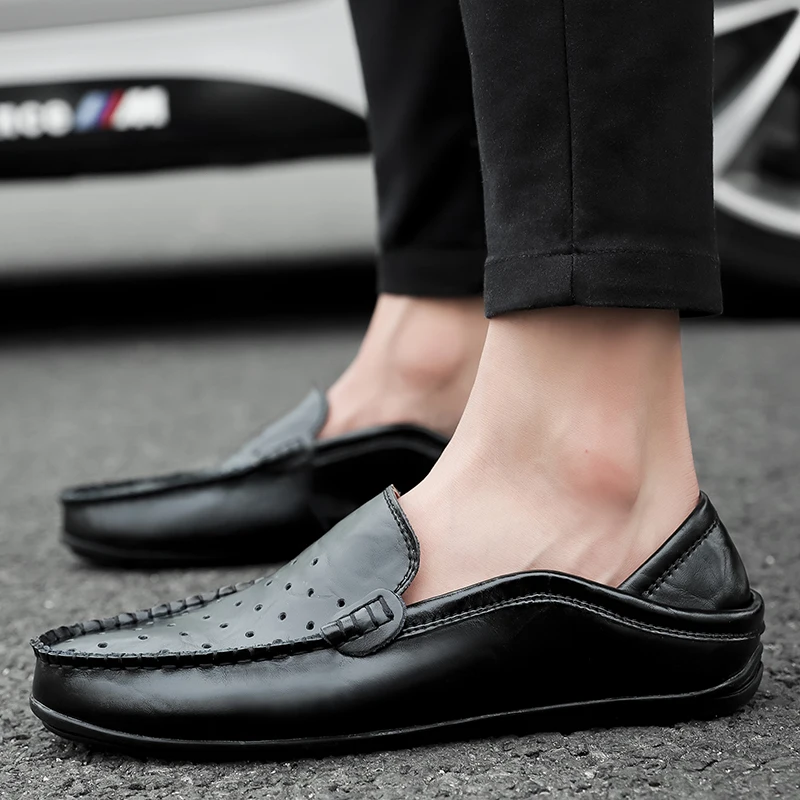 Mocassins en cuir véritable pour hommes, chaussures décontractées, marque de luxe, légères, respirantes, sans lacets, bateau, 2024