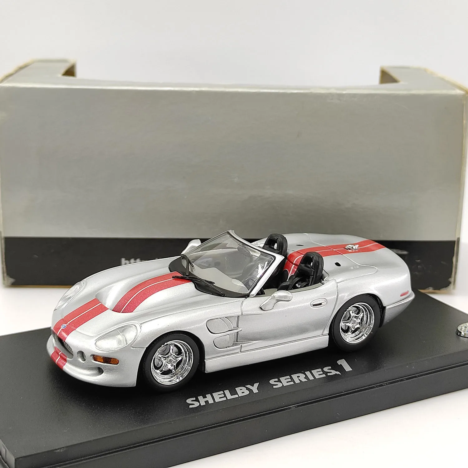 

Литой под давлением KYOSHO, масштаб 1:43, ШЕЛЬБИ СЕРИЯ 1, модель автомобиля из сплава, Коллекционная игрушка, подарок, сувенир, украшение для дисплея