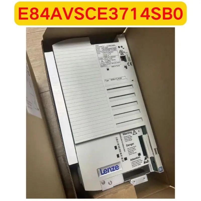 

Brand New Original E84AVSCE3714SB0 Frequency Converters