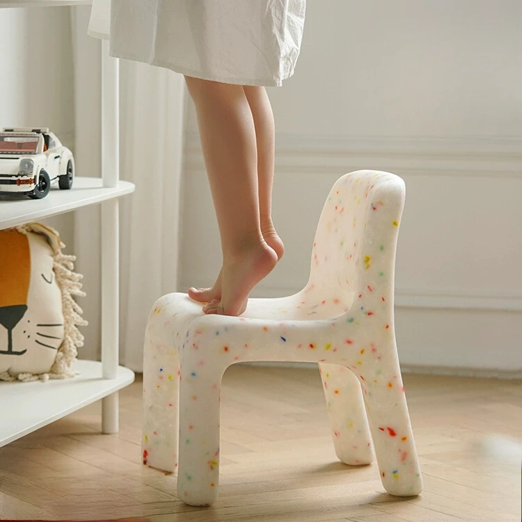 

Design Nordric Small Bench With Backrest PE Plastic Children Chair Pastel Bright Color Environmental Friendly For Kids, School