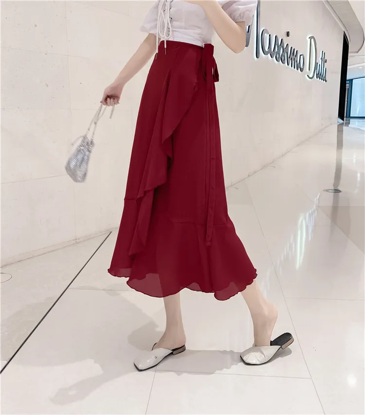 Wine red