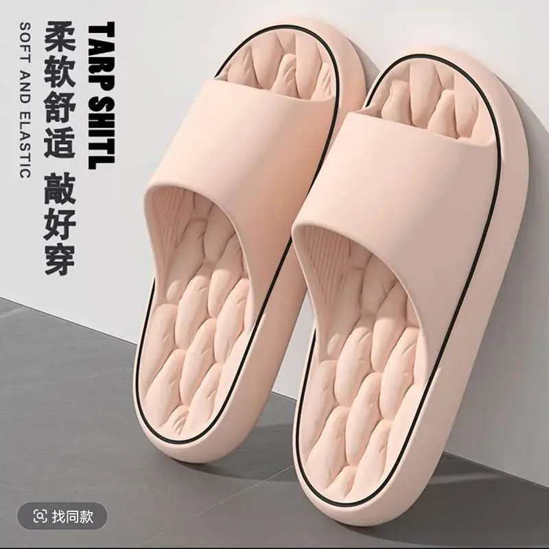 Nouvelles pantoufles d'été pour femmes, pantoufles de bain, pantoufles d'intérieur pour hommes, pantoufles en EVA antidérapantes et anti-odeurs, pantoufles de douche pour couples, séchage rapide