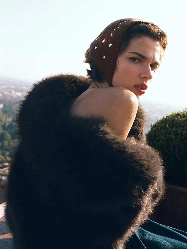 الراقية ZA2025 المرأة شتاء جديد المرقعة المطرزة محبوك قبعة العرقية المرحلة زي الأزهار تصميم Faionable السيدات قبعة