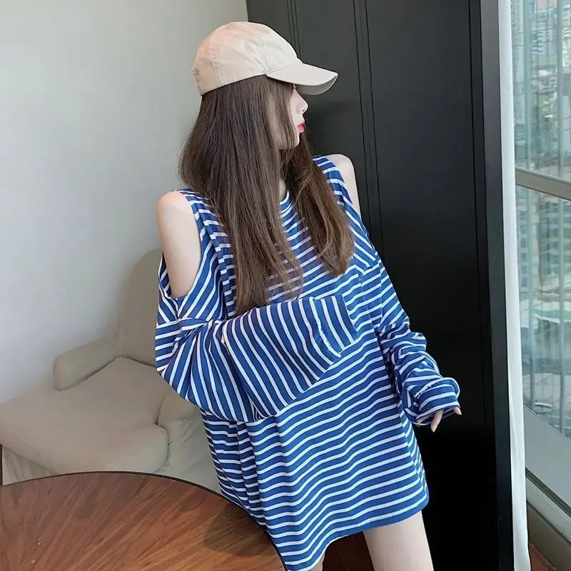 Woman T-shirt 2024 Clothing Top for Women Loose Striped Blue Simple Cheap Tshirt Stylish 90s Vintage Polyester Alt Xxl Korea Tee