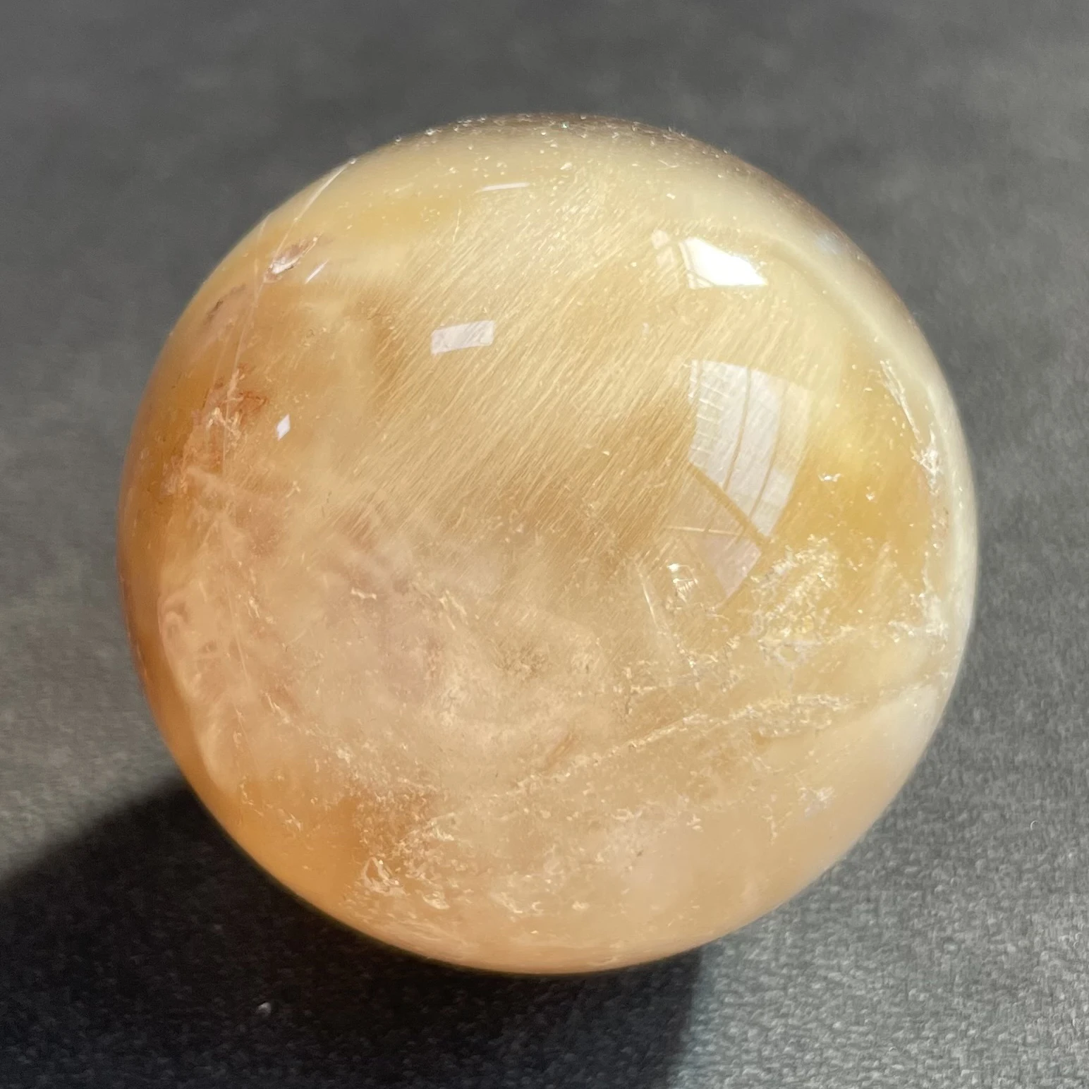 113g Natural Quarte Rutilated Rabbit Hair Crystal Ball Polished Quartz Sphere Reiki Healing Gift Room Decor Fengshui Y1335