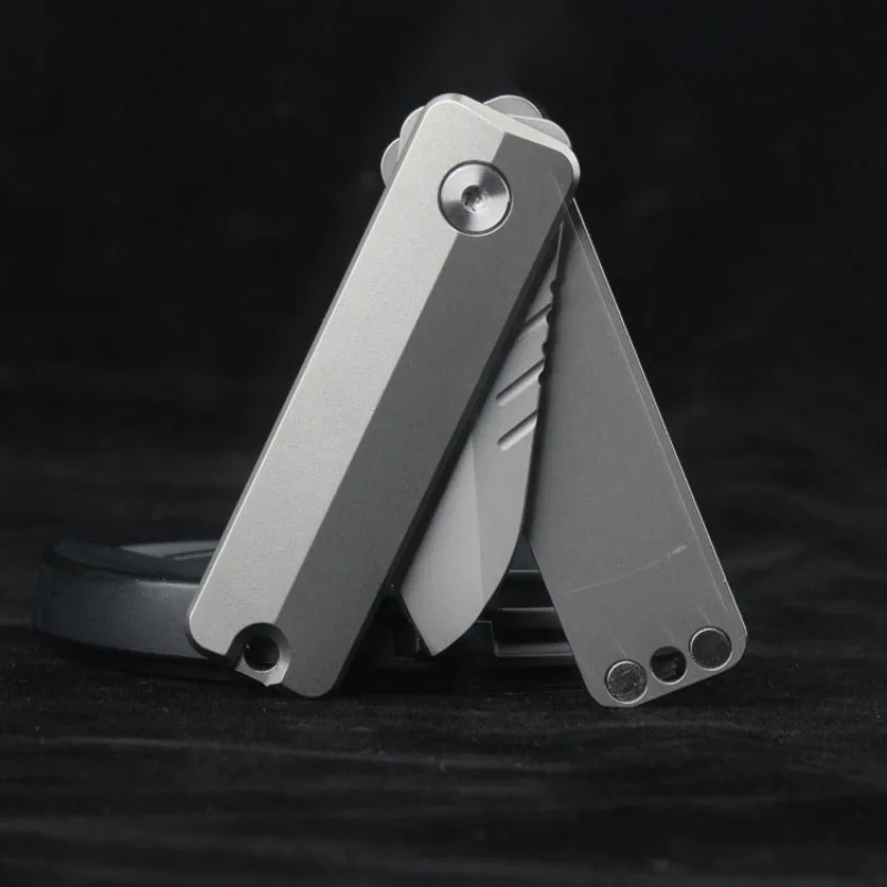 Titanium Alloy Folding Knife Mini Portable Pocket Knife Spin Handle Pressure-Relief EDC Tools Unboxing Cutter Survival Multitool