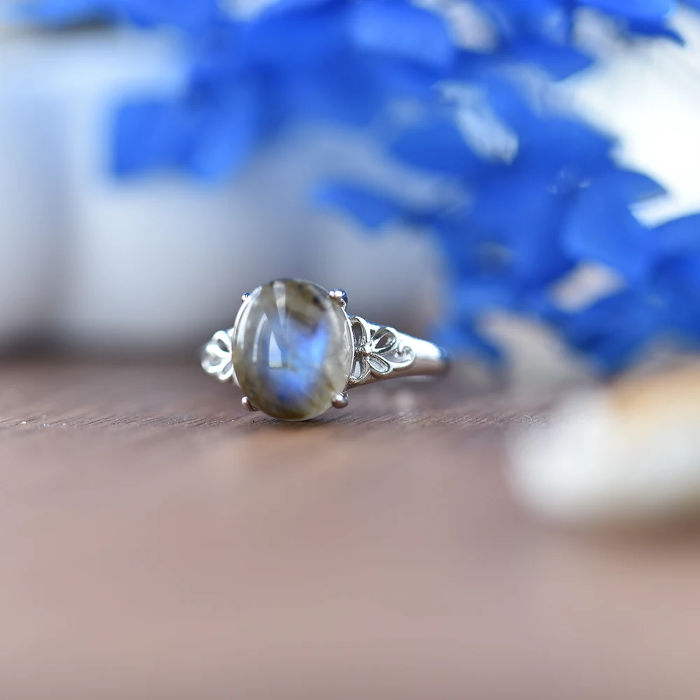 ITSMOS Natural Labradorite Flower Hollow Rings 8x10 Oval Gemstone Blue Vintage Elegant Jewelry Band Energy Rings for Women