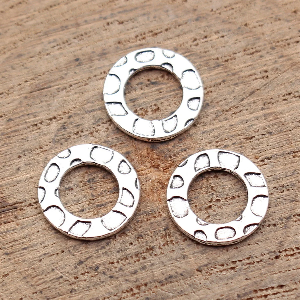 40pcs 10x10mm Antique Silver Color Double-Sided Hammered Circle Connector Jewelry Findings Supplies
