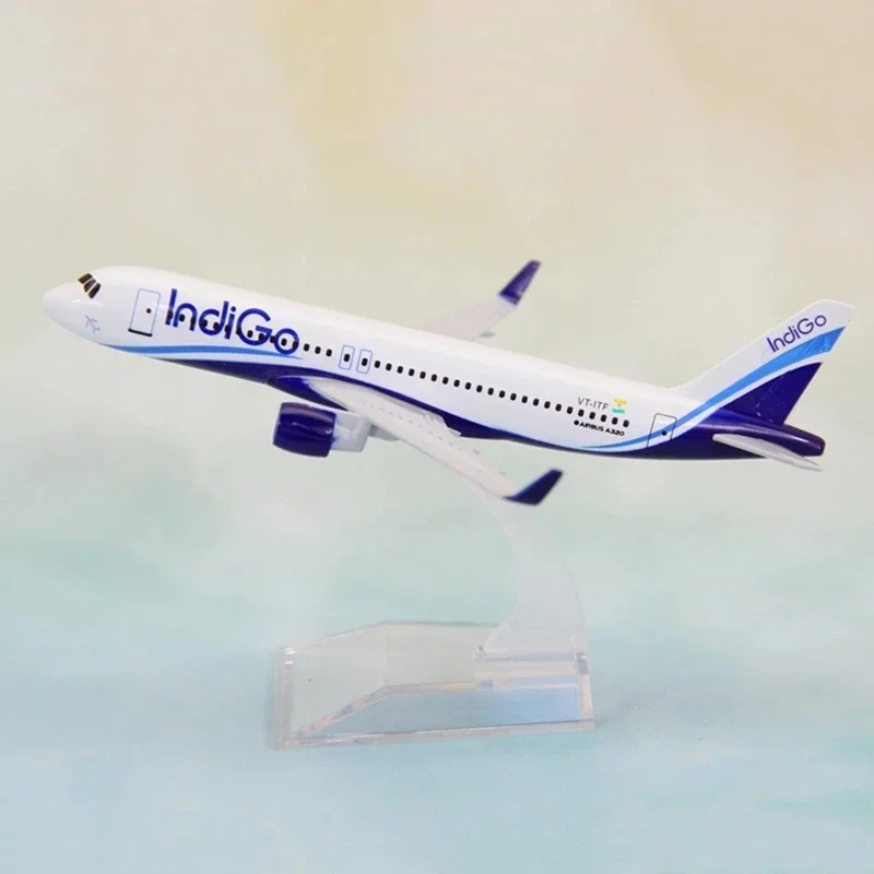 16CM 1:400 Airplane A320  Model with Base Alloy Aircraft Plane Toy Model India IndiGo Airlines 737 Plane Model Gifts Collection