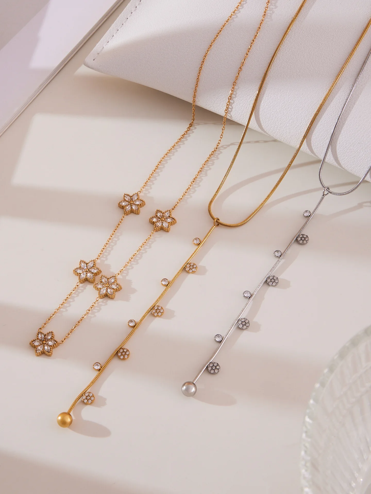 Joolim Jewelry Wholesale Waterproof Elegant Fashion 5A Zirconia Six-leaf Flower Pendant Stainless Steel Necklace for Women