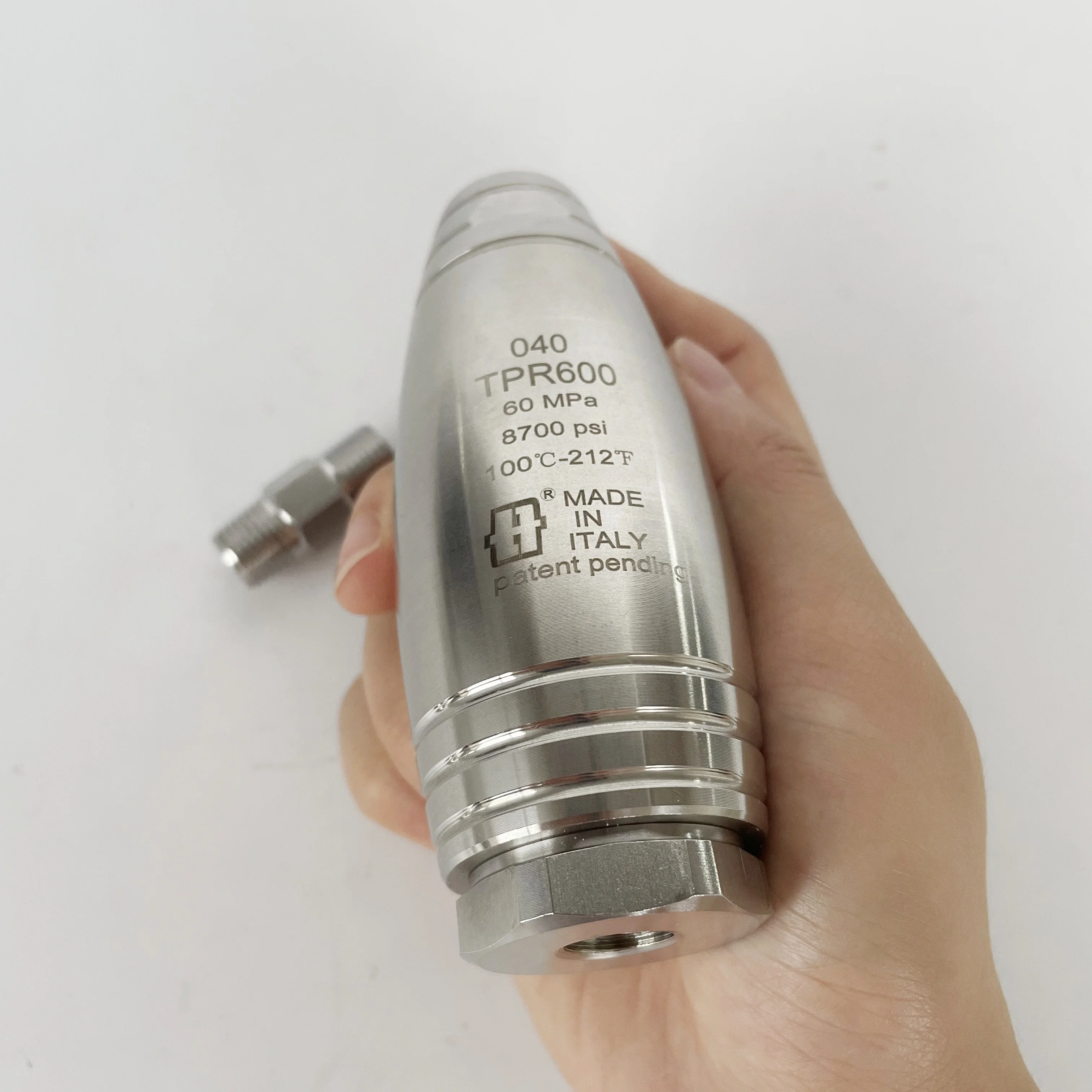 High Pressure 500/600 Bar 1/4” Quick Connection with Tungsten steel core water turbo rotating nozzle for cleaning Agua potable