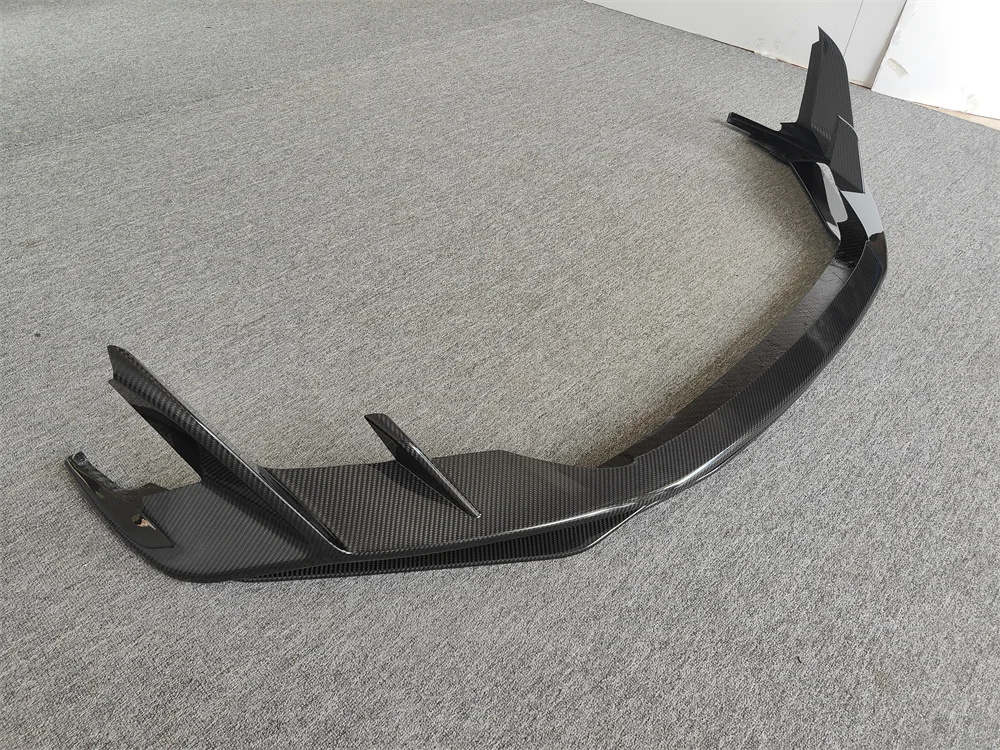 Suitable for the new R8 modified CP style dry carbon fiber front lip bumper body kit