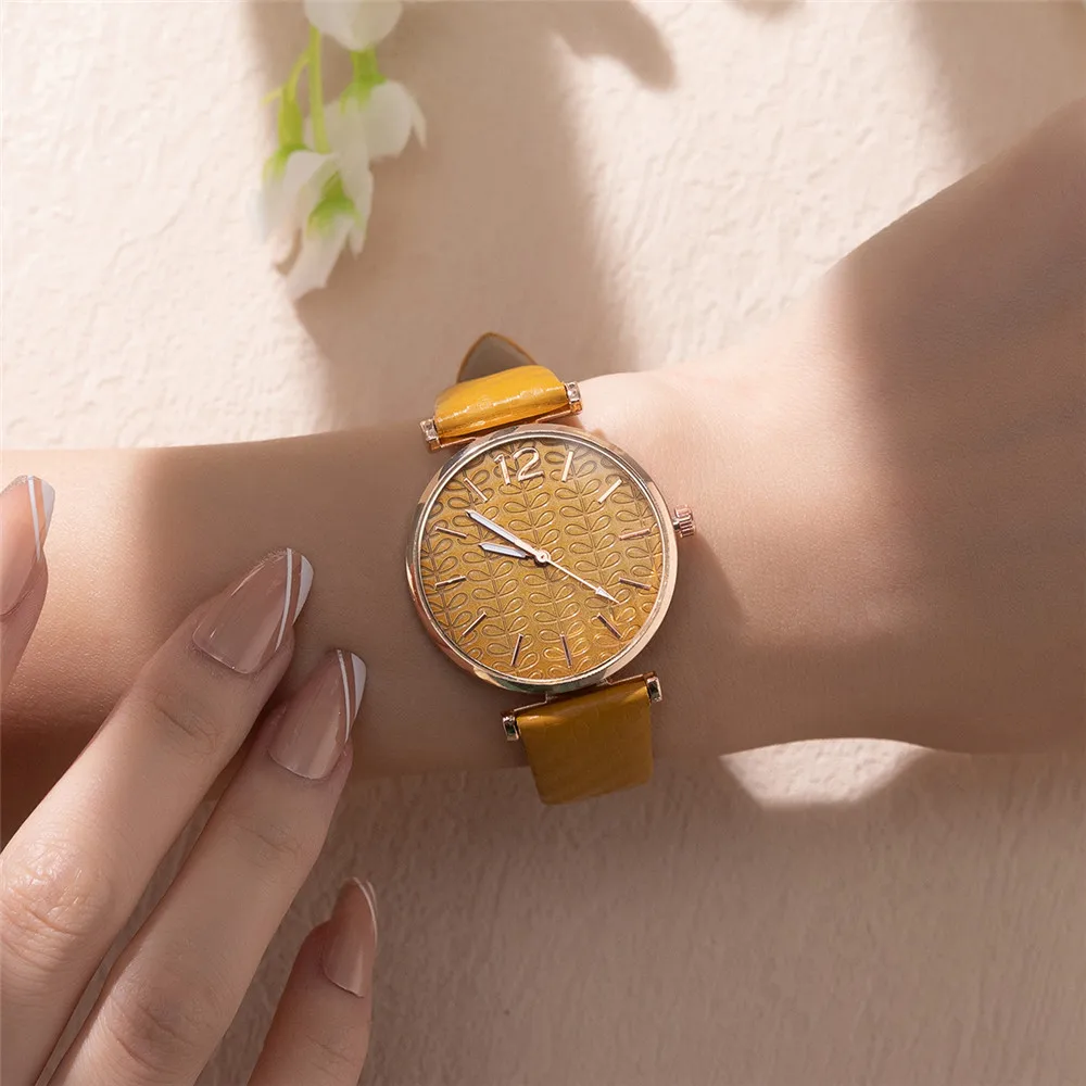 Fashion Simple Ladies Branded Watch Luxury Yellow Round Waves Women Quartz Watches Casual Ladies Gift Clocks