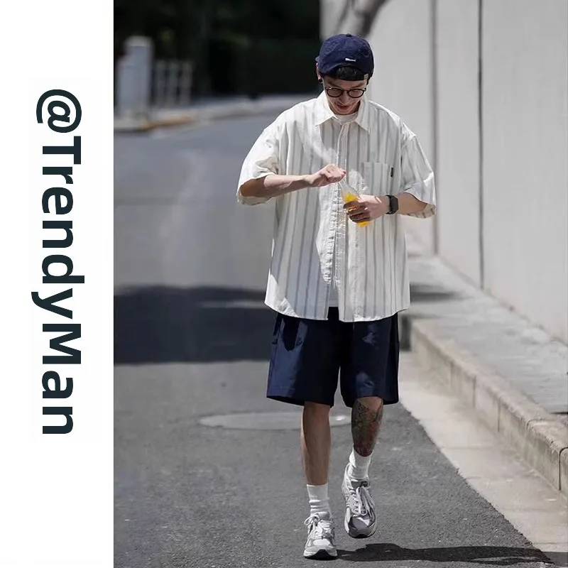 

Loose Fit Five-Quarter Sve Men's irt Summer Casual Striped Pattern Couple Sle y Polyester Fiber Spring Season