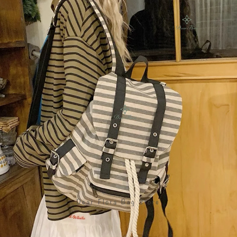 Nueva mochila coreana Y2k a rayas con cordón, mochila Harajuku a la moda para mujer, mochila versátil de gran capacidad, bolsa de viaje informal