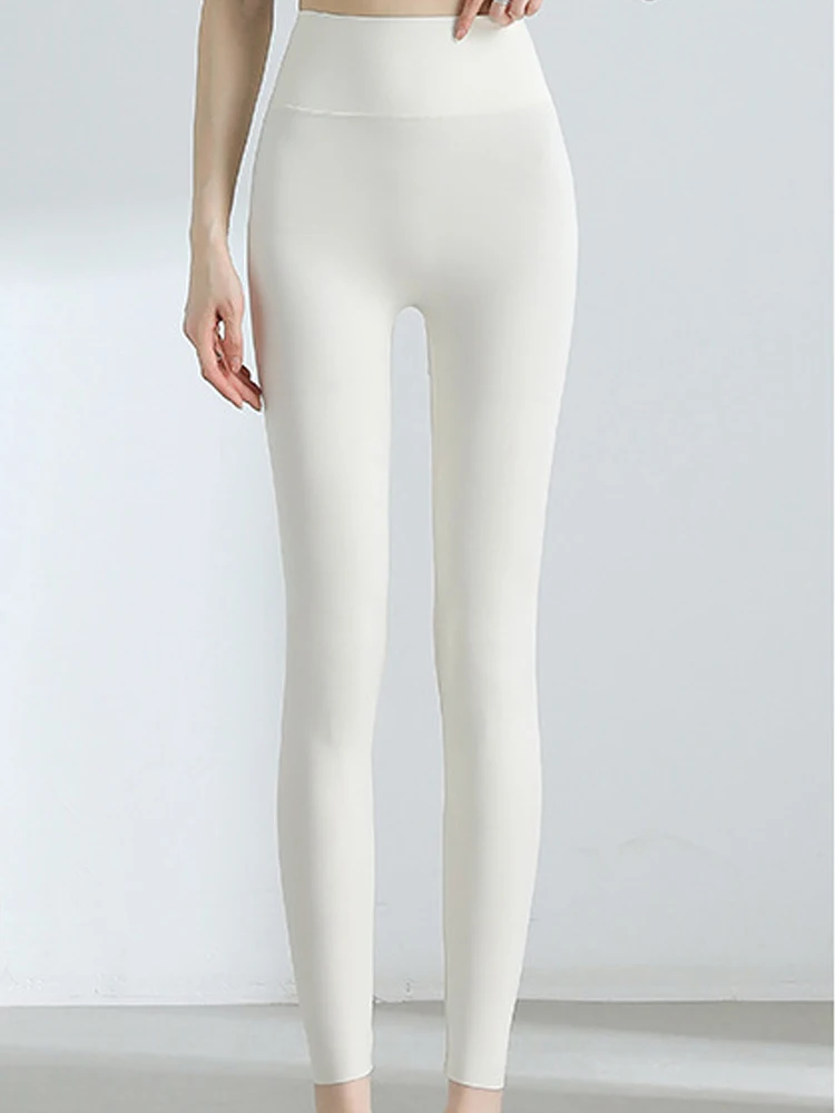 กางเกงโยคะเอวสูงผ้าไหมน้ำแข็งบางเบา รุ่นใหม่ ปี 2025 สำหรับผู้หญิง กระชับสัดส่วน ยกกระชับสะโพก กางเกง 9 ส่วน ผ้าไนลอนผสมสแปนเด็กซ์