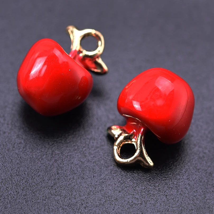 10pcs Flourishing Fashion Pepper Pendant Alloy Dripping Oil Apple Strawberry Charm Hand Making Amulet Jewelry Accessories