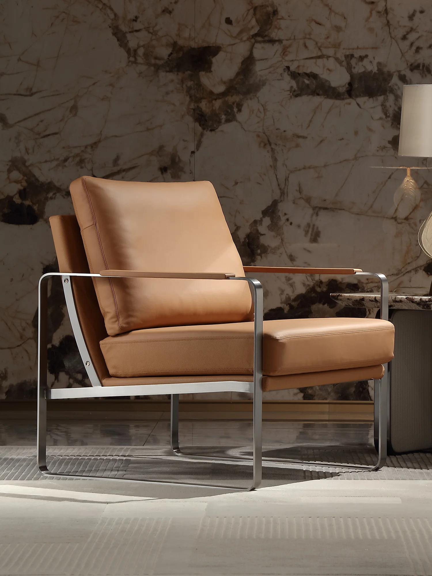 

Modern light luxury leather lounge chair Italian minimalist creative single sofa chair