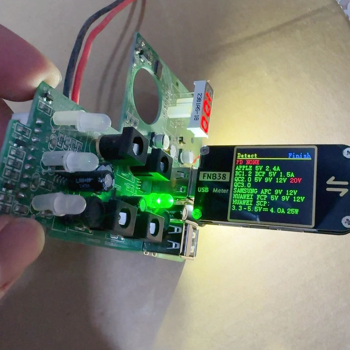 Outdoor Power Supply Fast Charging Panel with Digital Display +LED Lighting Stm8s003 MCU Diy Use